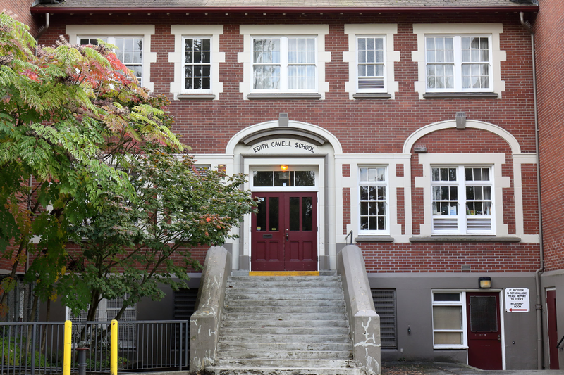 Illustration for article titled Pics from the Curbside: 2018-09-23 to Shaughnessy